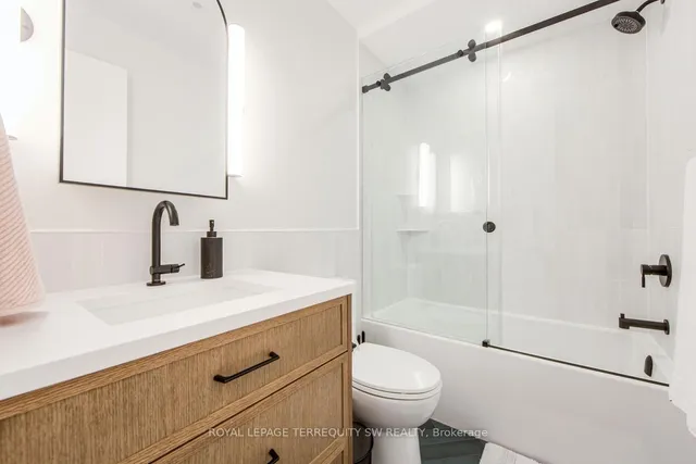 Additional image 17 of 80 Carr St Unit TH15