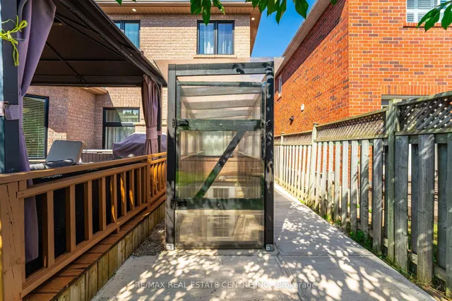 Additional image 37 of 46 LAKEFIELD Rd