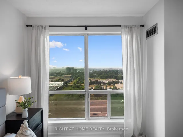 Additional image 19 of 18 Lee Centre Dr Unit 2013