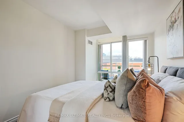 Additional image 22 of 39 Parliament St Unit 808