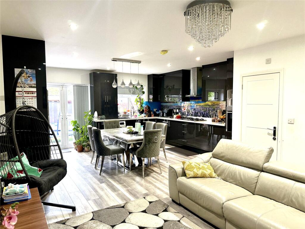 Additional image 17 of Redthorn Grove, Birmingham, West Midlands, B33