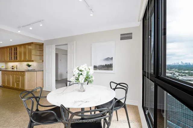 Additional image 13 of 3 Concorde Pl Unit 3003