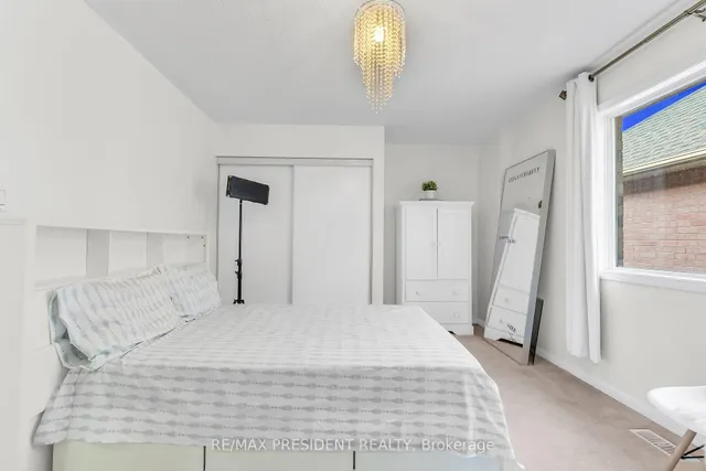 Additional image 26 of 66 Bayhampton Dr