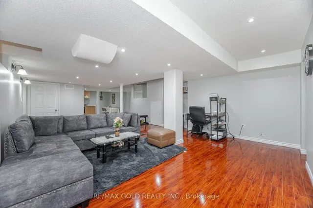 Additional image 24 of 32 Lynnvalley Cres