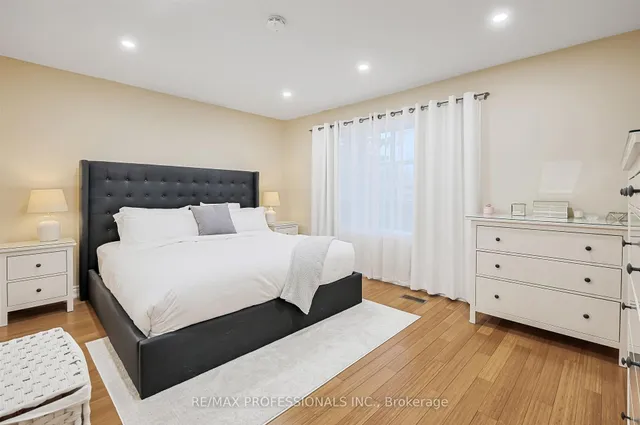 Additional image 21 of 53 Tilden Cres