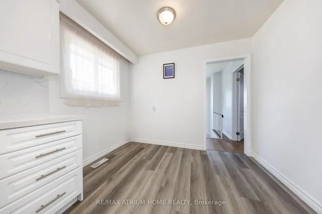 Additional image 35 of 37 Warfield Dr