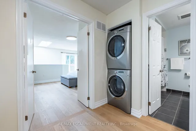 Additional image 19 of 2075 Walkers Line Unit 235