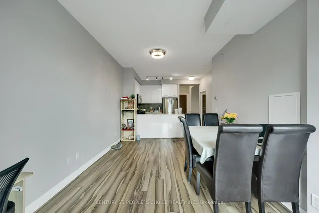 Additional image 31 of 75 Eglinton Ave Unit 1403