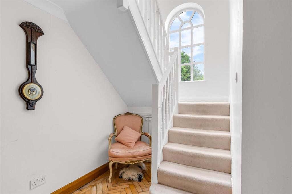 Additional image 8 of Danesbury Park Road, Welwyn