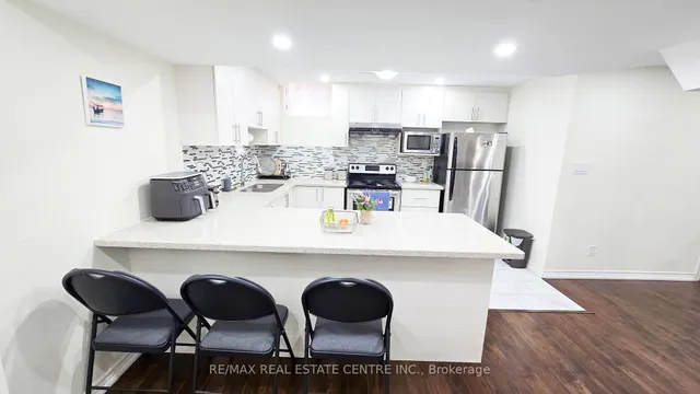 Additional image 35 of 2 Buchanan Cres