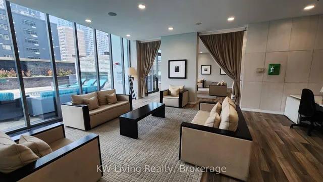 Additional image 17 of 33 Charles St Unit 2507