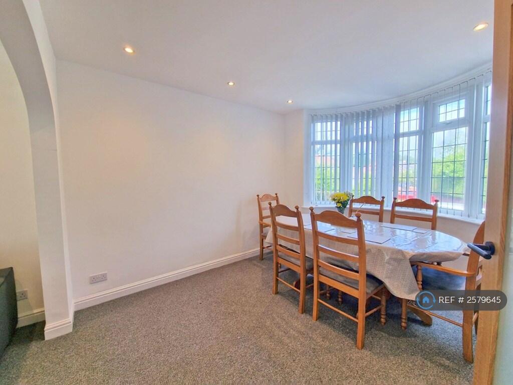 Additional image 26 of Valley Road, Solihull, B92