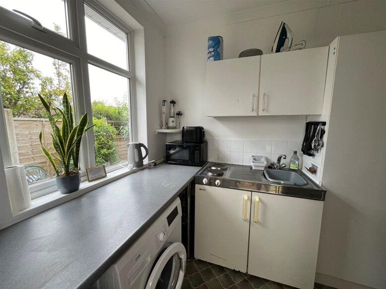 Additional image 2 of At 2 Sibley Avenue, Harpenden, AL5