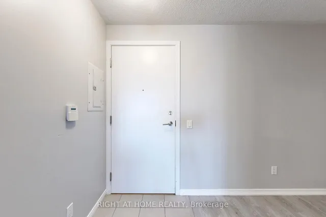 Additional image 29 of 61 Heintzman St Unit 413