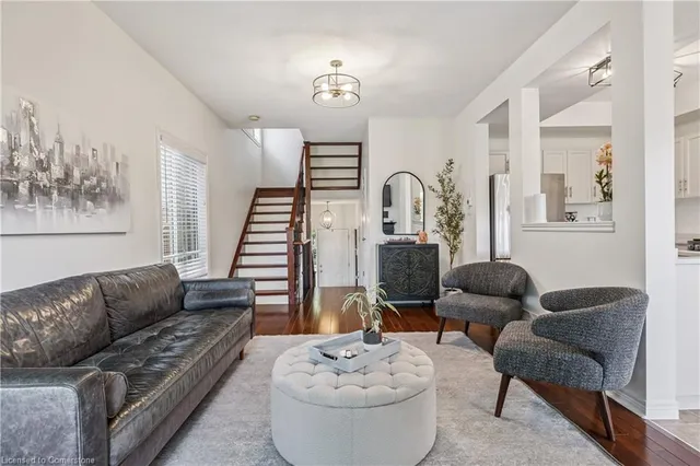 Additional image 8 of 19 Liddycoat Lane