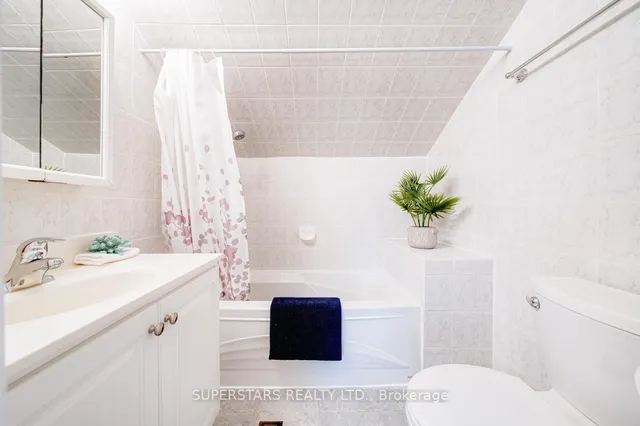 Additional image 14 of 4 Frosty Meadoway