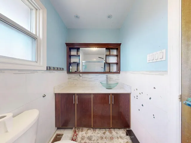 Additional image 18 of 37 Hucknall Rd