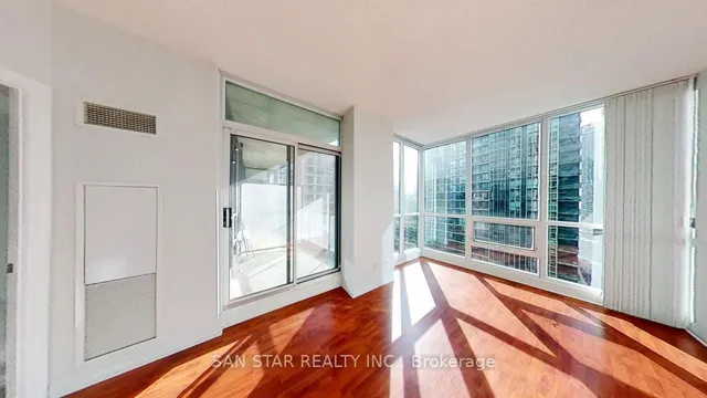 Additional image 5 of 16 Yonge St Unit 2201