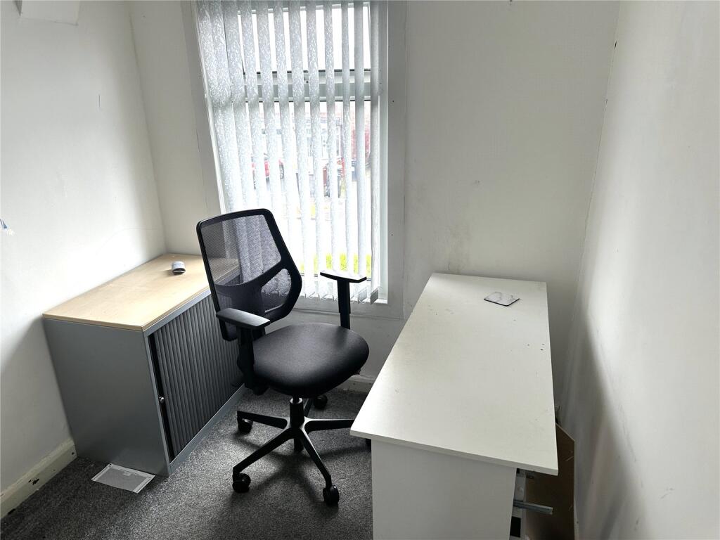 Additional image 13 of Redthorn Grove, Birmingham, West Midlands, B33