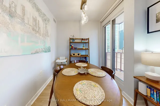 Additional image 8 of 85 Bloor St Unit 1402