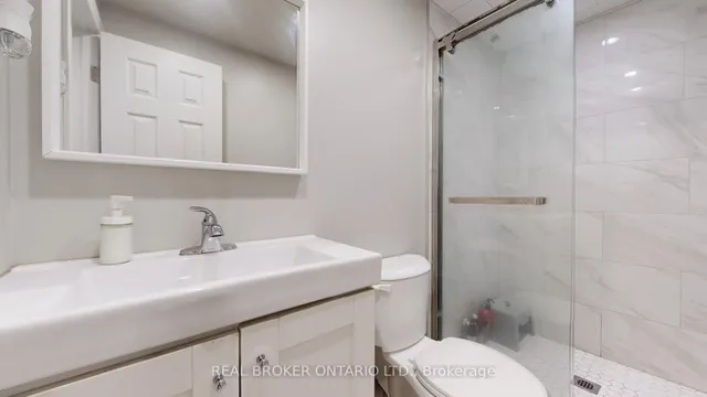 Additional image 38 of 1290 Kipling Ave