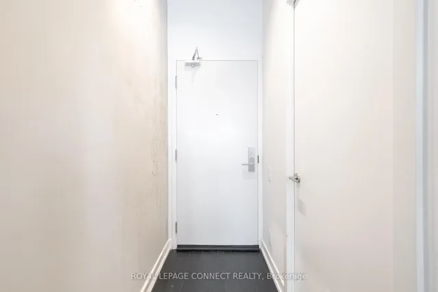 Additional image 2 of 39 Brant St Unit 206