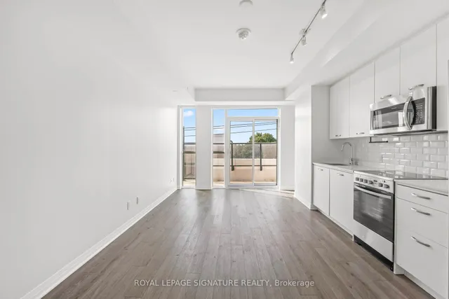 Additional image 7 of 1630 Queen St Unit 405