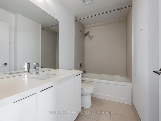 Additional image 7 of 8 Eglinton Ave Unit 3809