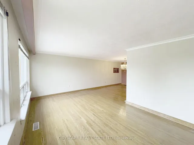 Additional image 9 of 113 Spenvalley Dr