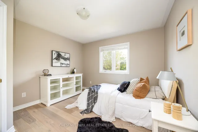 Additional image 16 of 223 Mclaughlin Ave