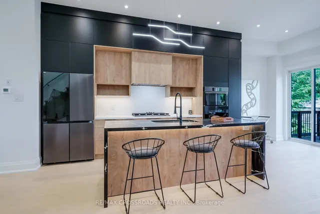 Additional image 12 of 106 Park St