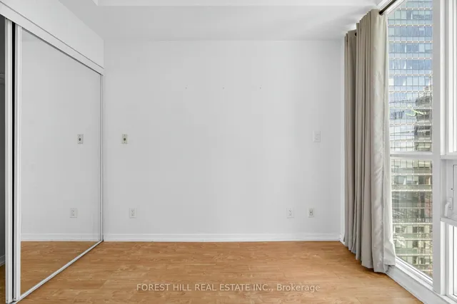 Additional image 8 of 55 Bremner Blvd Unit 3302