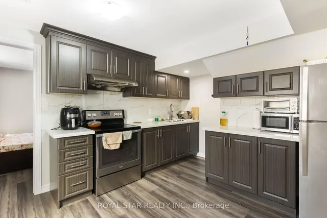 Additional image 42 of 45 Bucksaw St