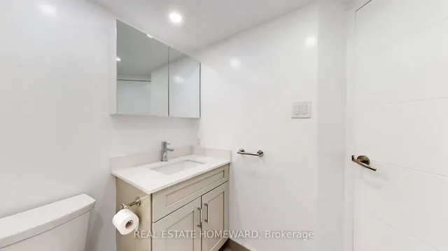 Additional image 16 of 15 Maitland Pl Unit 1806