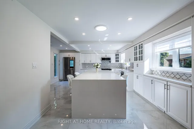 Additional image 15 of 3981 Mahogany Row