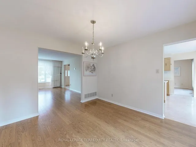 Additional image 8 of 4 Mowat Crt