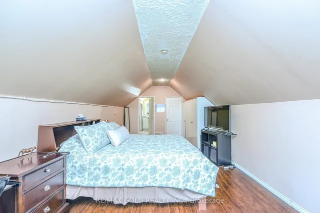 Additional image 22 of 14 Burlington St