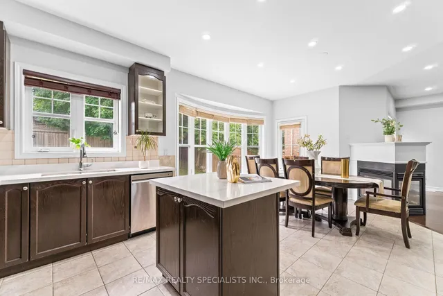 Additional image 12 of 38 Stephanie Ave