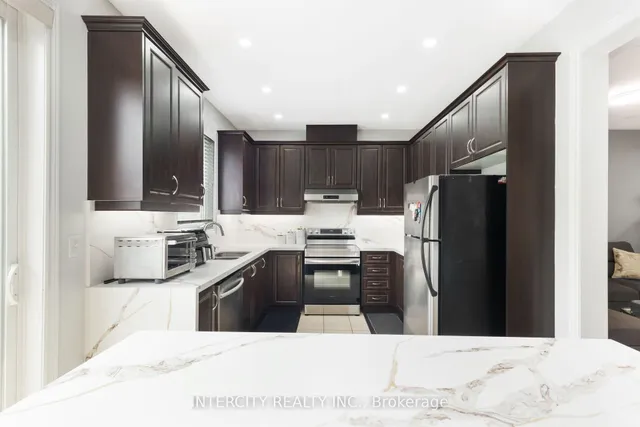 Additional image 15 of 20 Vanderpool Cres