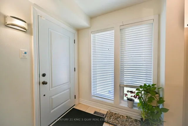 Additional image 3 of 1027 Willowdale Ave