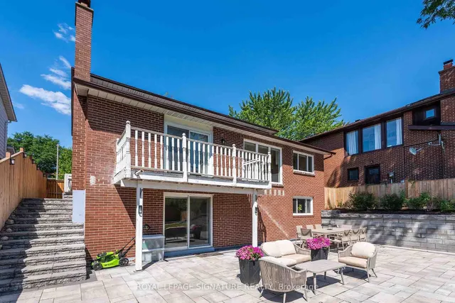 Additional image 43 of 47 Tofino Cres