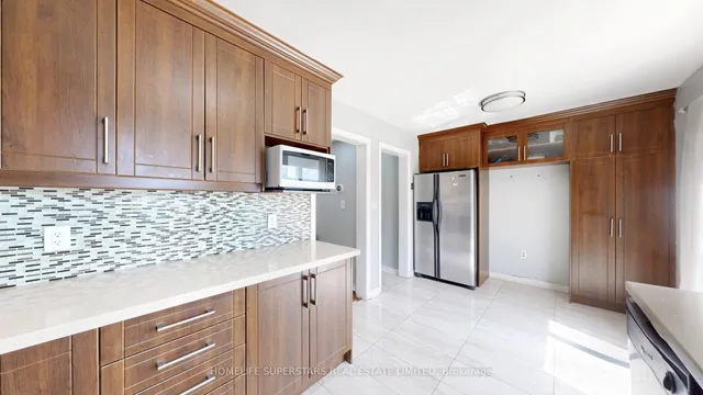 Additional image 15 of 288 Pressed Brick Dr