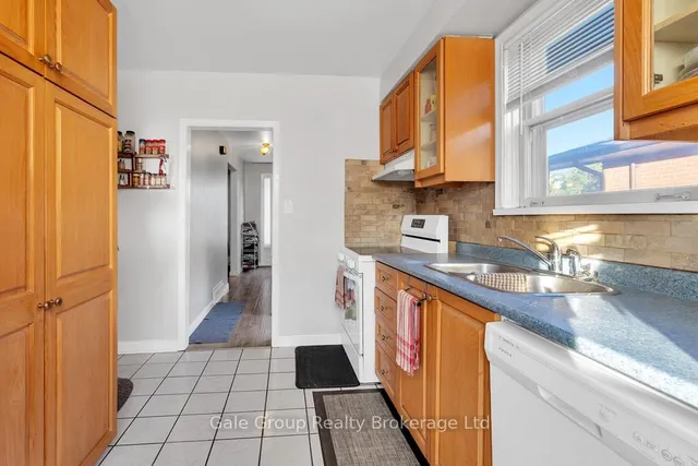 Additional image 12 of 174 Delta St