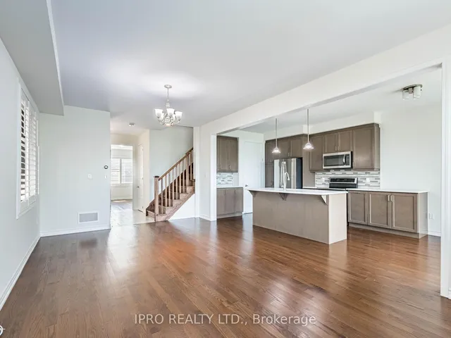 Additional image 9 of 67 Locker Pl