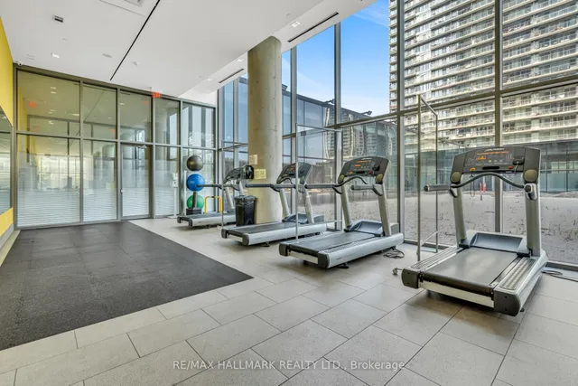 Additional image 34 of 105 The Queensway Ave Unit 1115