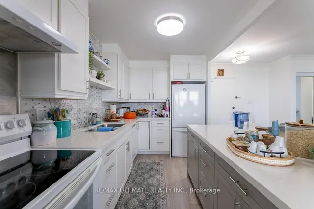 Additional image 14 of 541 Blackthorn Ave Unit 1202