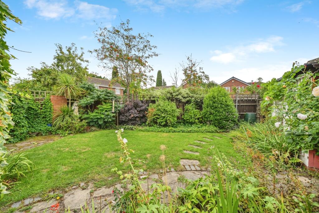 Additional image 18 of Houting, Dosthill, Tamworth, Staffordshire, B77