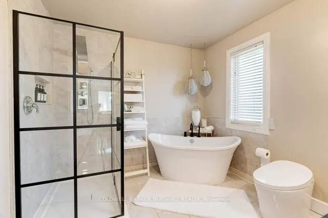 Additional image 33 of 27 Pinewoods Dr