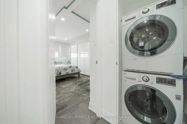 Additional image 18 of 8 Lisa St Unit 1802