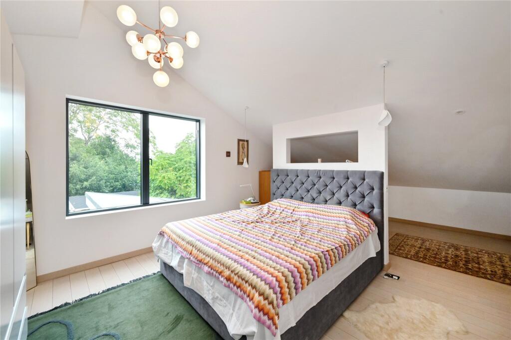 Additional image 8 of West Riding, Bricket Wood, St Albans, AL2